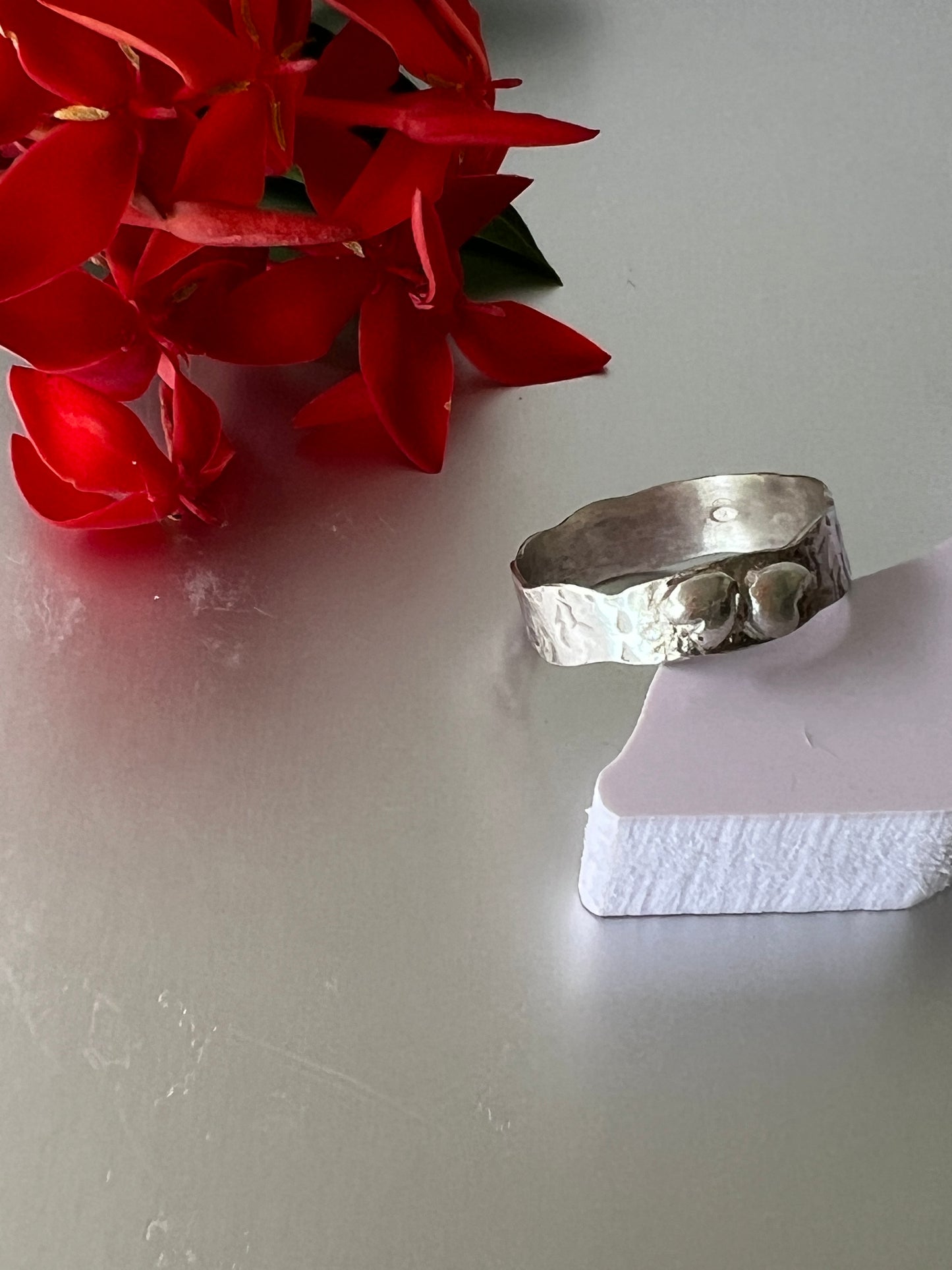 Mollymook - Sterling Silver Ring with 2 x Love Hearts