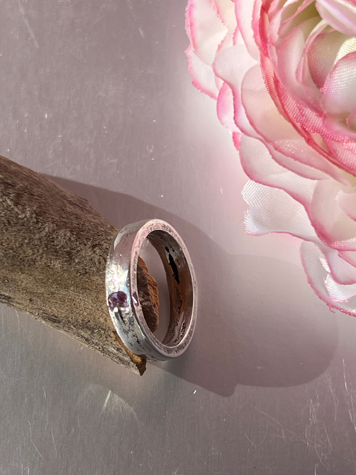 “Tambo Pink” -Sterling silver ring with pink sapphire