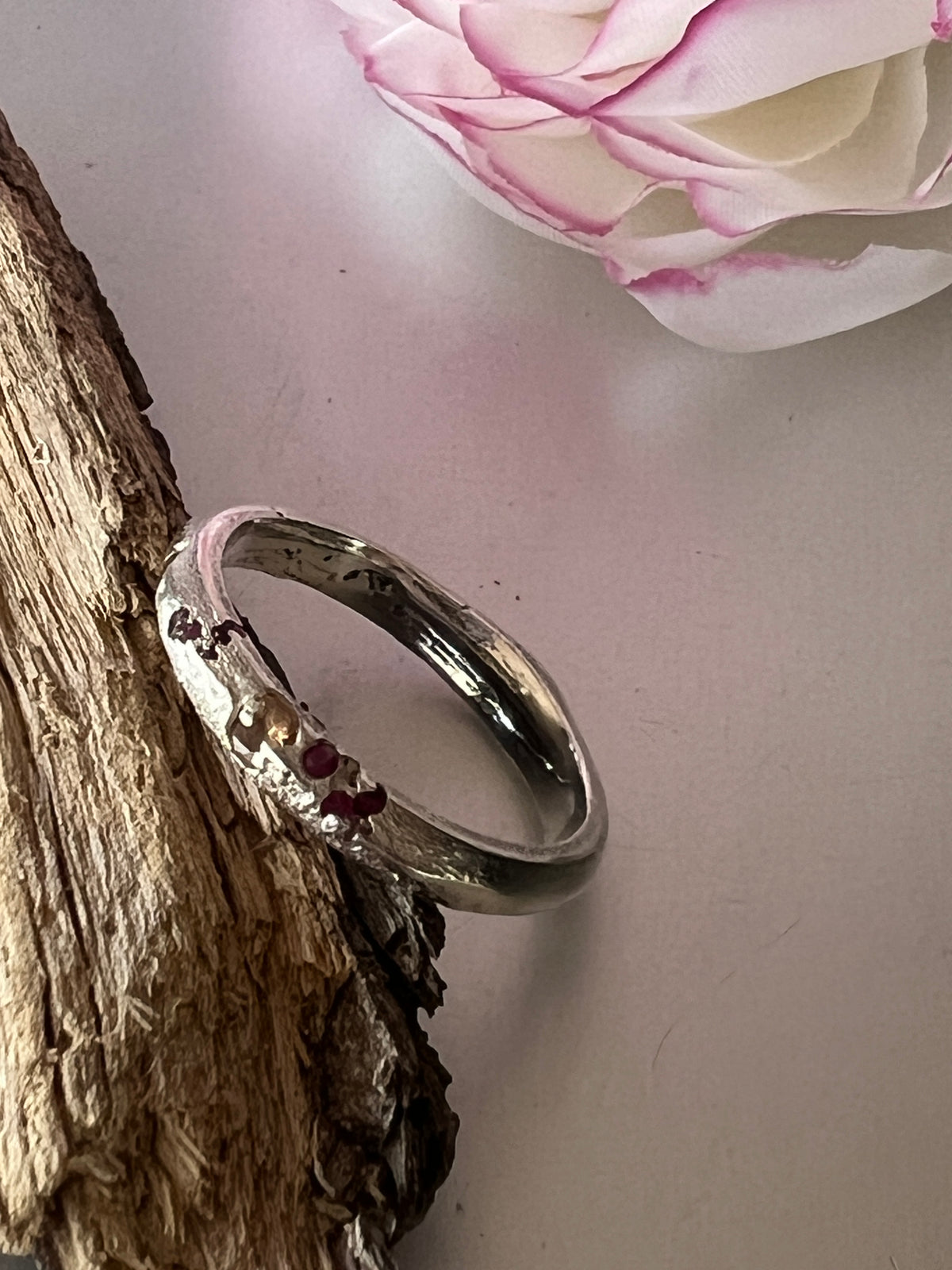 “Outback Sunsets” Sterling Silver ring with yellow & pink sapphires