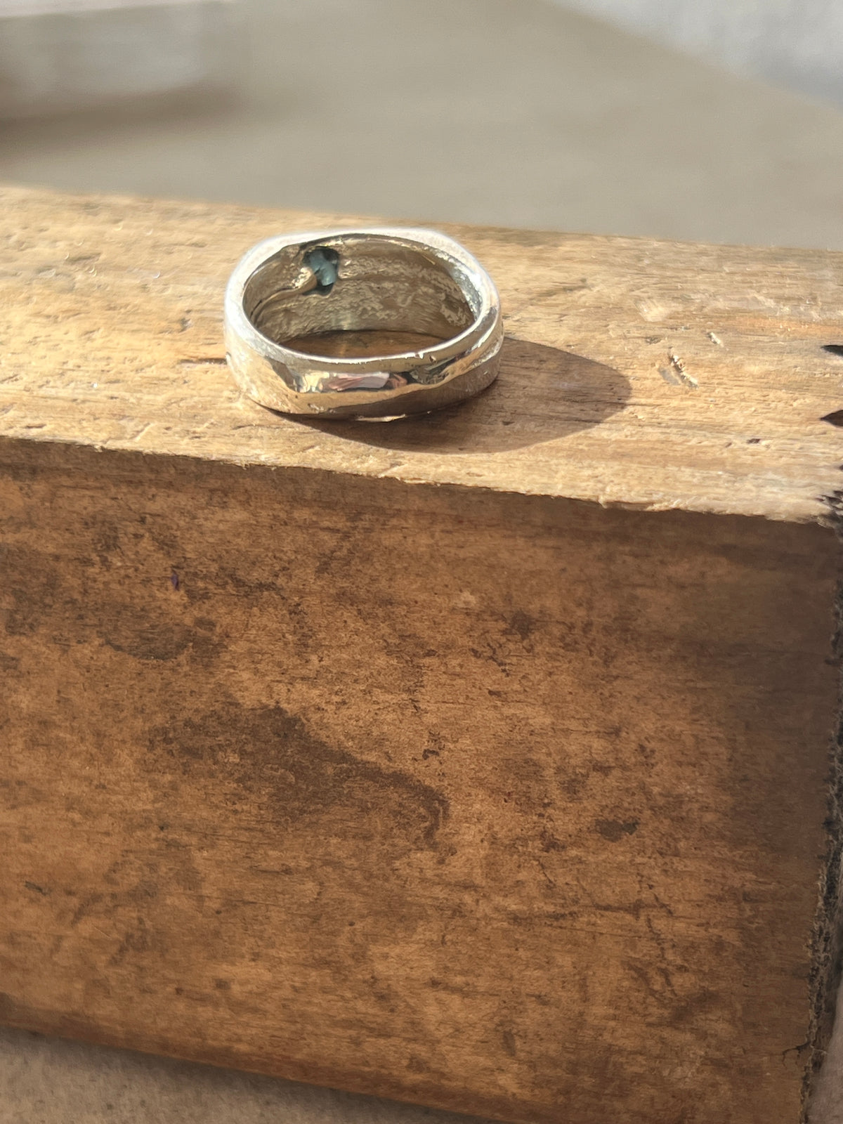 “Mount Wellington” Sterling Silver & sapphire ring